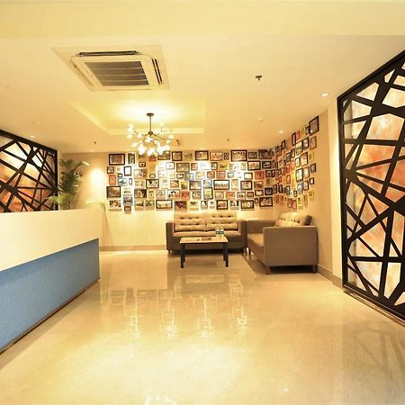 Crystal Urban Park Hotel Bhubaneswar Exterior photo