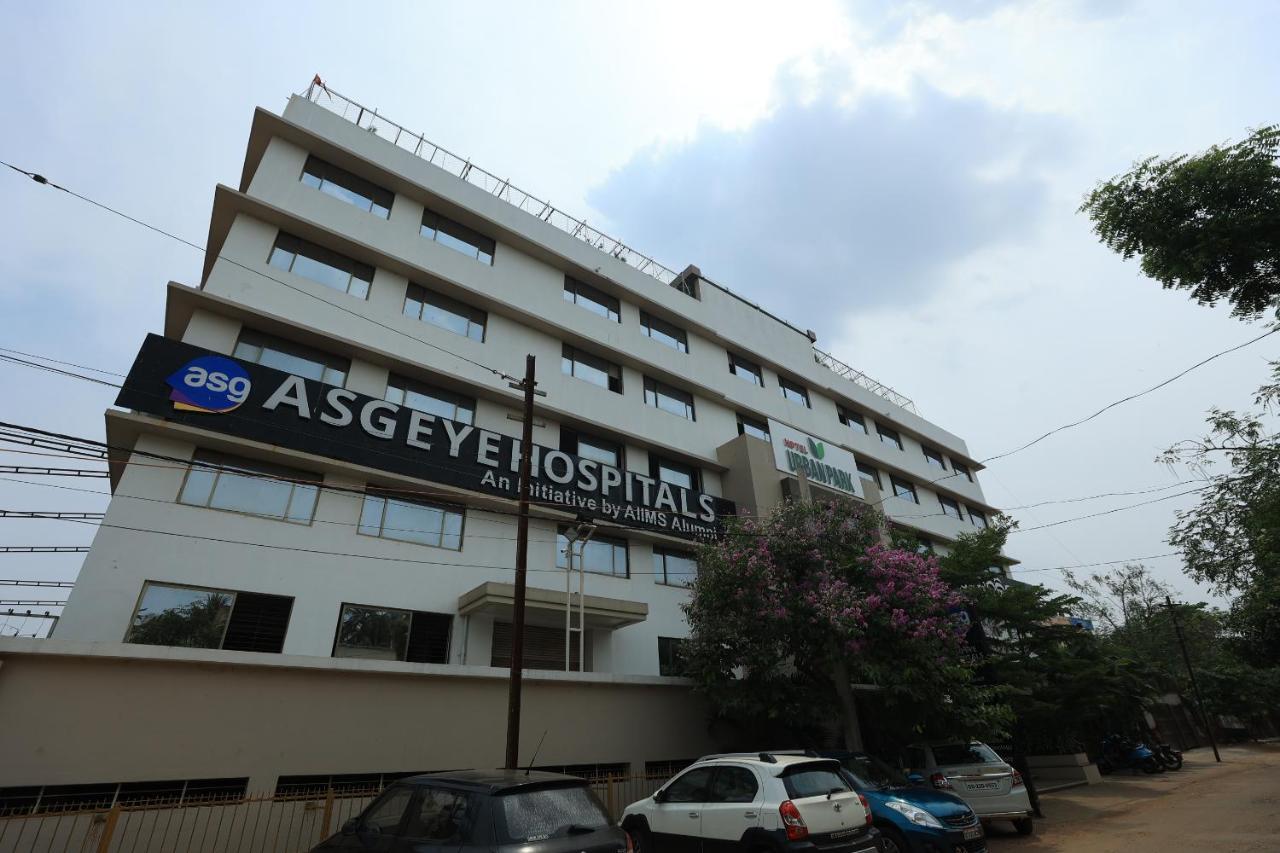 Crystal Urban Park Hotel Bhubaneswar Exterior photo